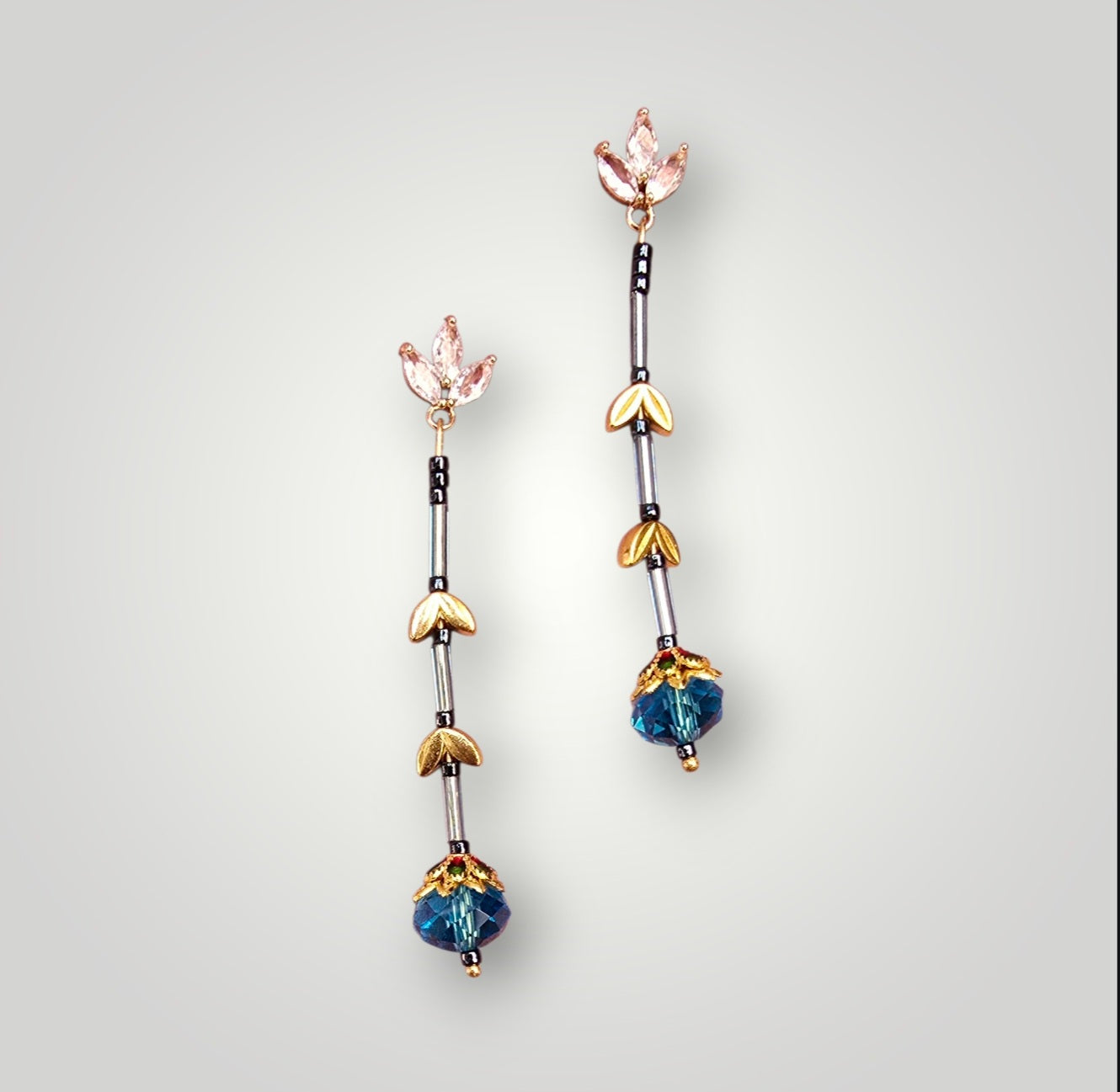 Pendientes de la colección: flor Azul